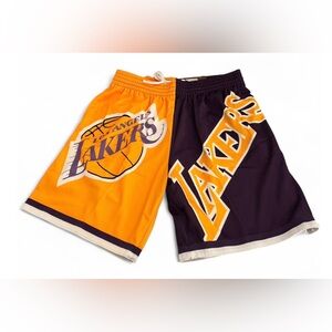 NWT Men's Mitchell & Ness NBA Los Angeles Lakers Big Face 5.0 Shorts XL $80 MSRP